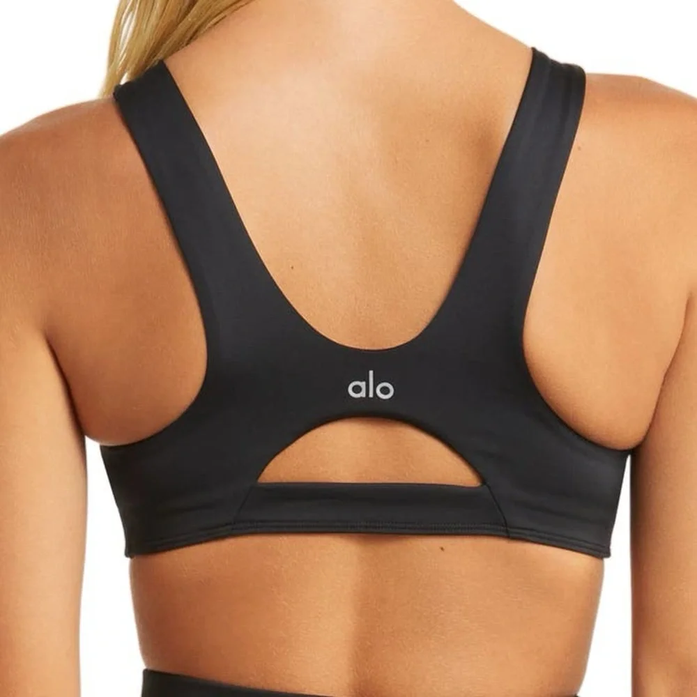 ALO Yoga Airlift All Access Cutout Bra in Black